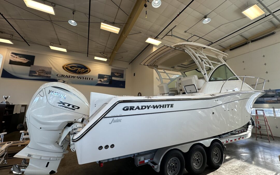 Grady White Express 330