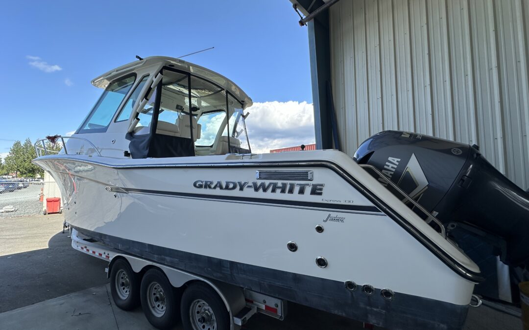 2017 Grady White 330 Express ($299,000) Reduced price!!